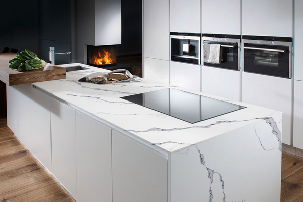 橱柜台面知识：石英石与人造石优缺点解析